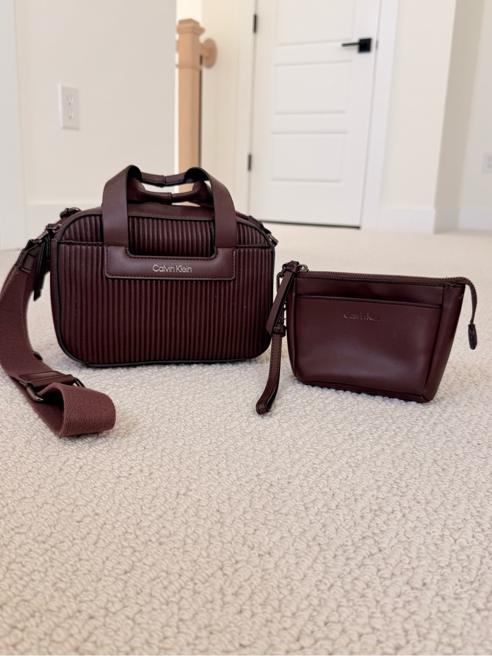 Calvin Klein Bette 2 in 1 Crossbody handbag Textured Crossbody Bag